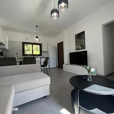 Serenityone - Centrally Located One Bedroom Daire Aya Napa