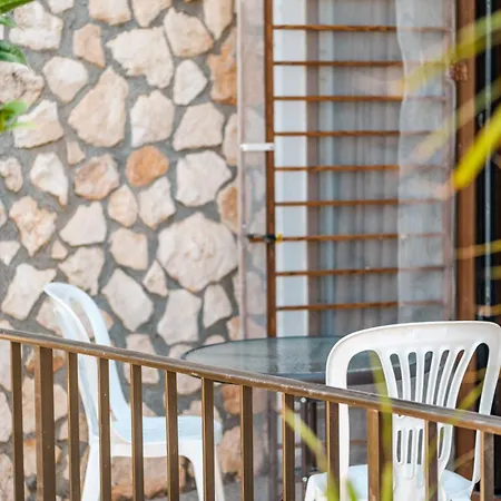 Serenityone - Centrally Located One Bedroom * Aya Napa