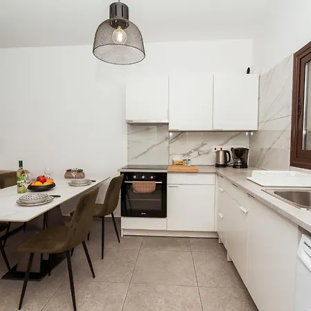 Serenityone - Centrally Located One Bedroom * Ayia Napa
