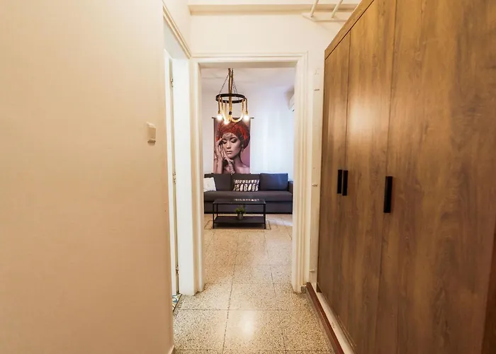 Serenityone - Centrally Located One Bedroom Appartement *