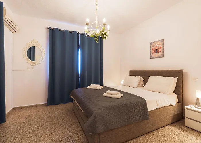 Serenityone - Centrally Located One Bedroom Appartement Ayía Nápa