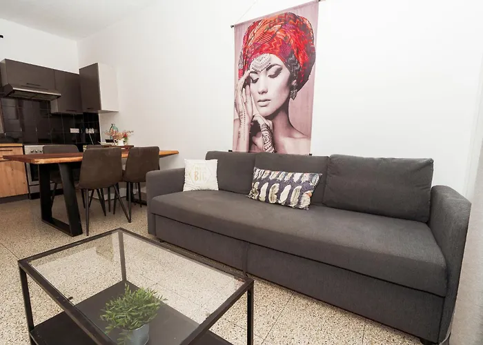 Serenityone - Centrally Located One Bedroom Appartement Ayía Nápa