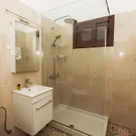 Serenityone - Centrally Located One Bedroom