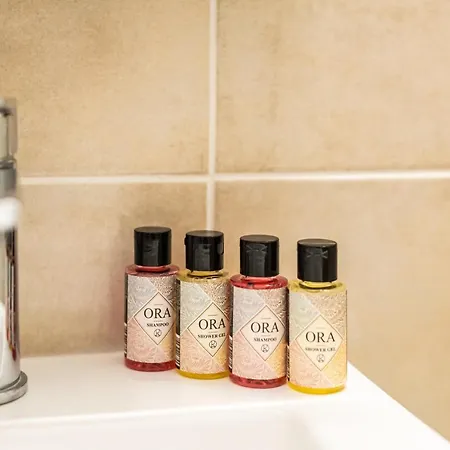 Serenityone - Centrally Located One Bedroom * アヤナパ