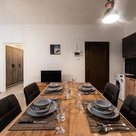 Serenityone - Centrally Located One Bedroom Ajía Nápa