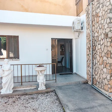 Serenityone - Centrally Located One Bedroom Apartman Ajía Nápa