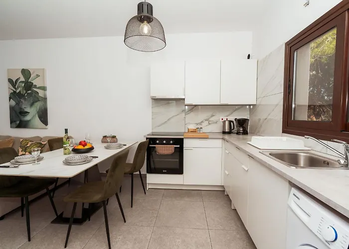 Serenityone - Centrally Located One Bedroom * Ayia Napa