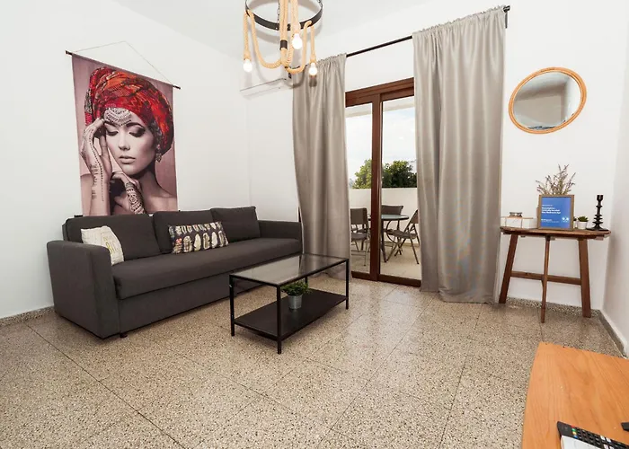 Serenityone - Centrally Located One Bedroom Ayia Napa